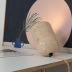Lampe à poser moderne Faber en Travertin jaune