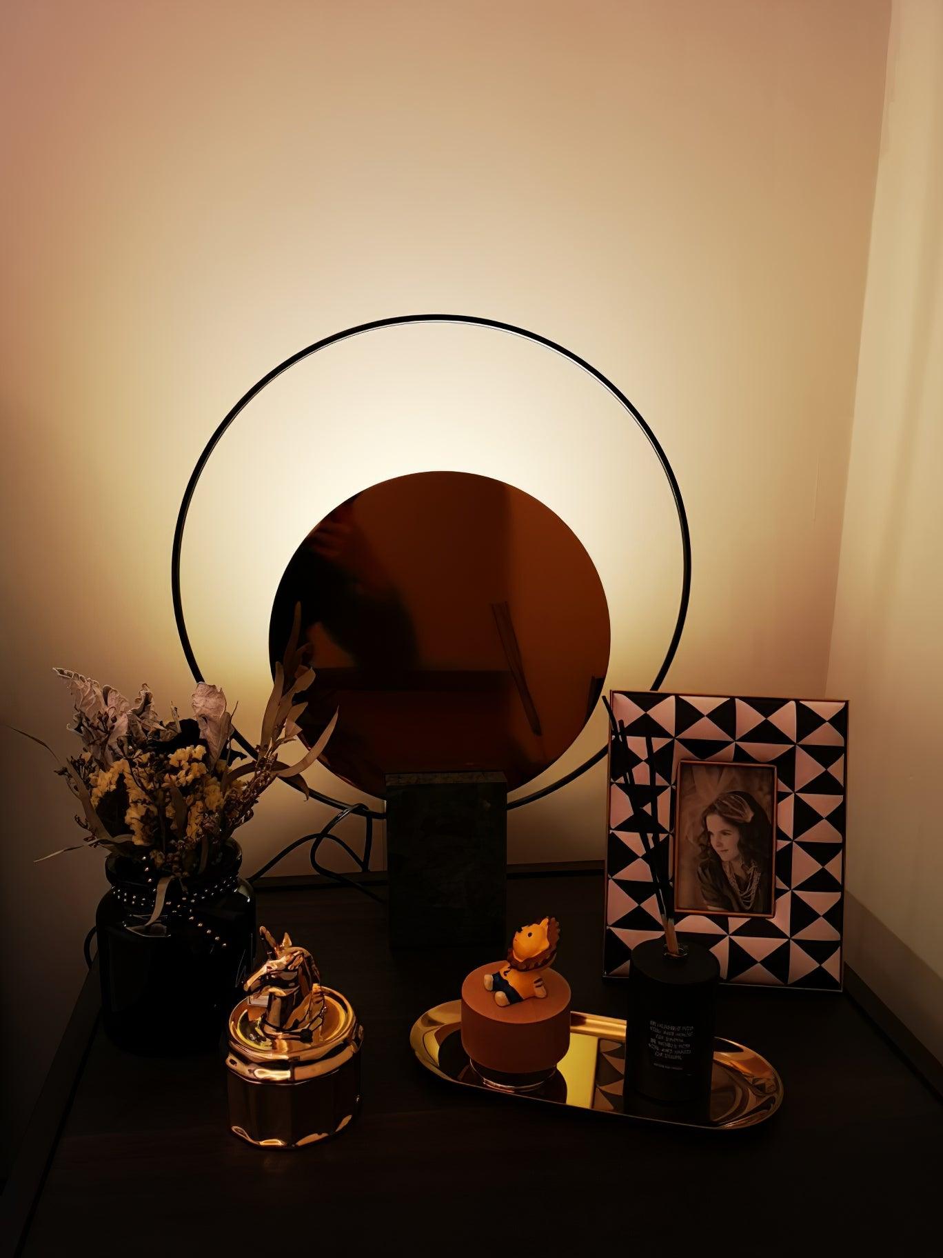 Lampe à poser moderne Duncan en Métal, Marbre Noir et doré