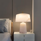 Lampe à poser moderne Walden en Albâtre Blanc et laiton