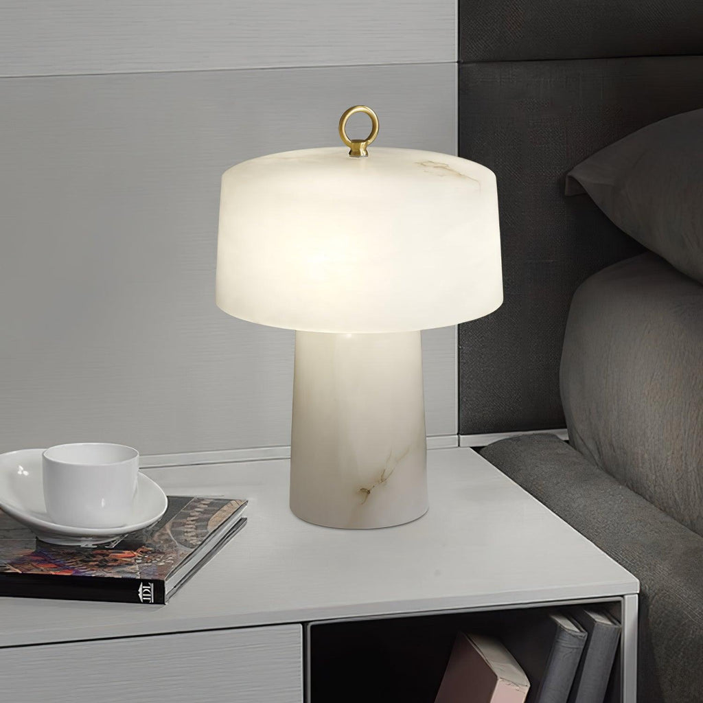 Lampe à poser moderne Walden en Albâtre Blanc et laiton