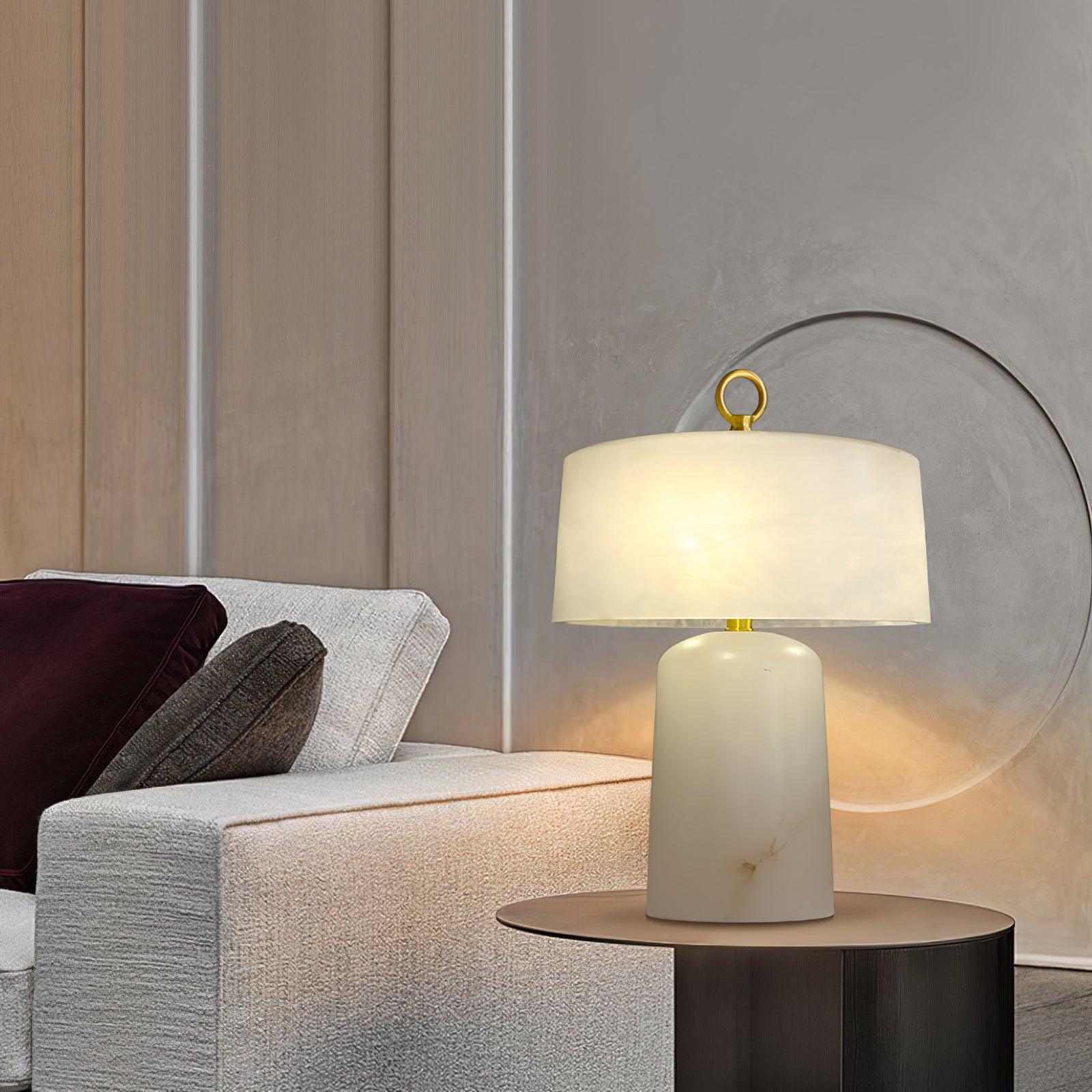 Lampe à poser moderne Walden en Albâtre Blanc et laiton