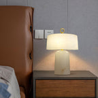 Lampe à poser moderne Walden en Albâtre Blanc et laiton