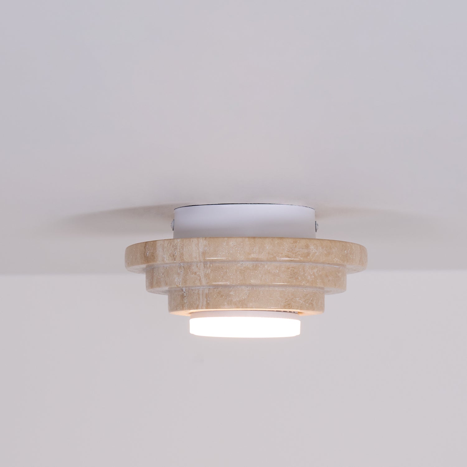 Plafonnier moderne Waldo en Travertin Beige et blanc