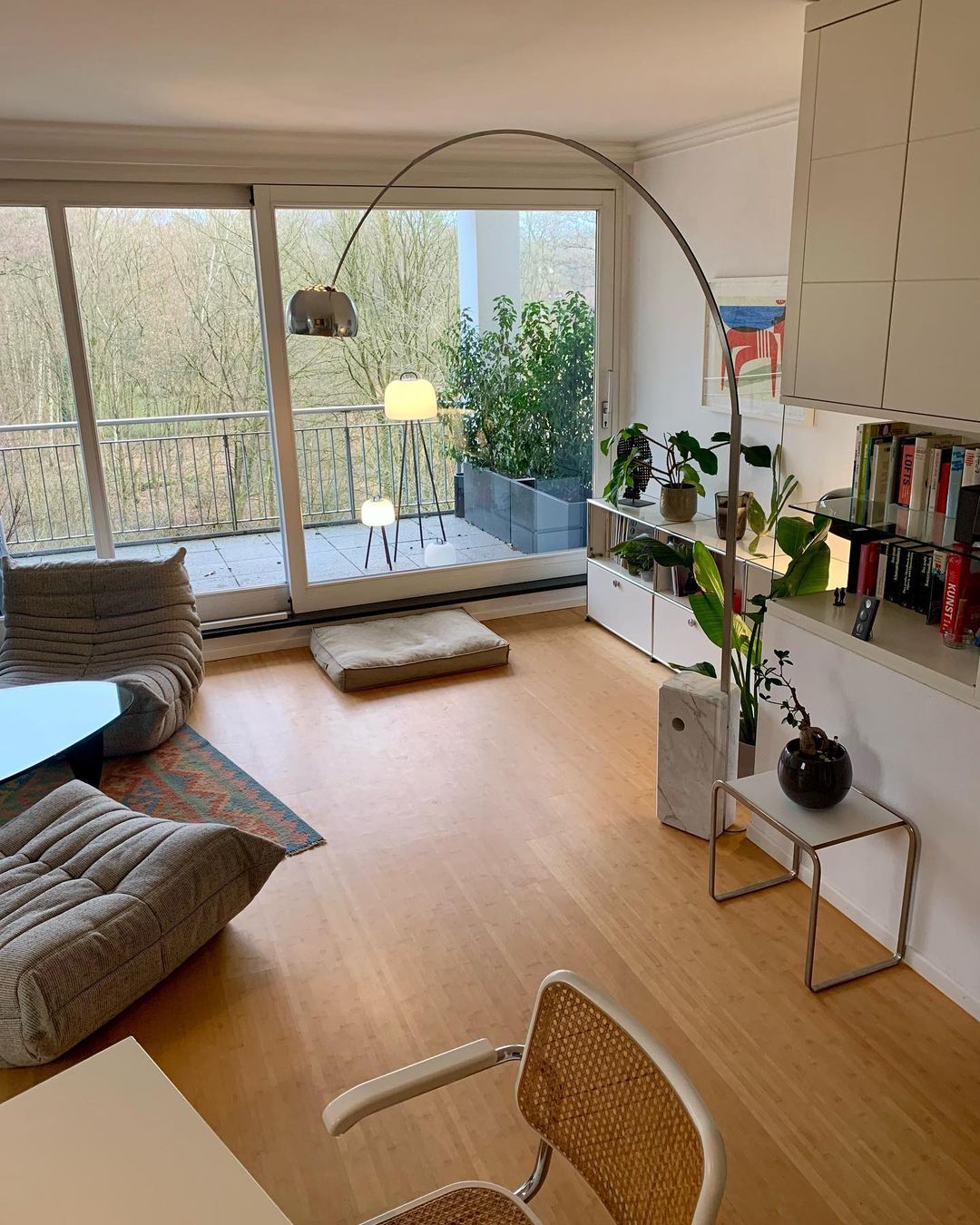 Lampadaire moderne Dav en Marbre