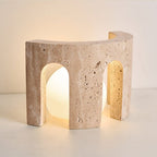 Lampe à poser moderne Jagger en pierre Travertin jaune et blanc