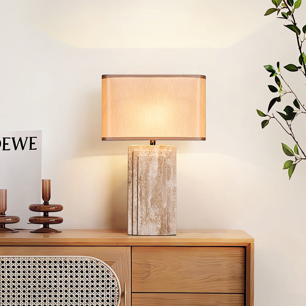 Lampe à poser moderne Cleon en Travertin jaune et beige