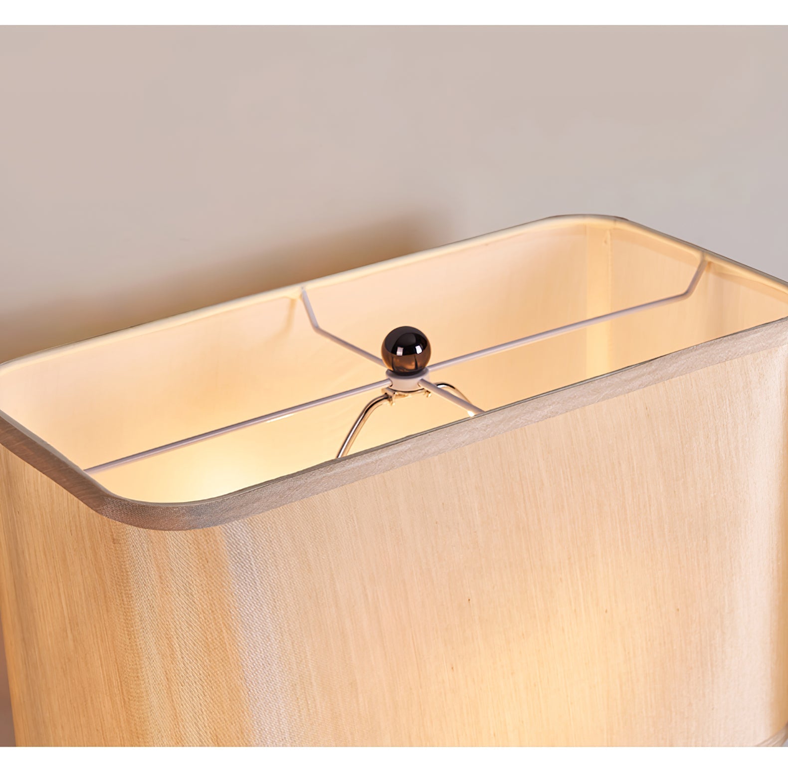 Lampe à poser moderne Cleon en Travertin jaune et beige