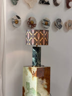 Lampe à poser moderne Hob en pierre, Marbre Travertin jaune et noir