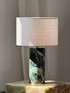 Lampe à poser moderne Hob en pierre, Travertin Vert marbre et beige