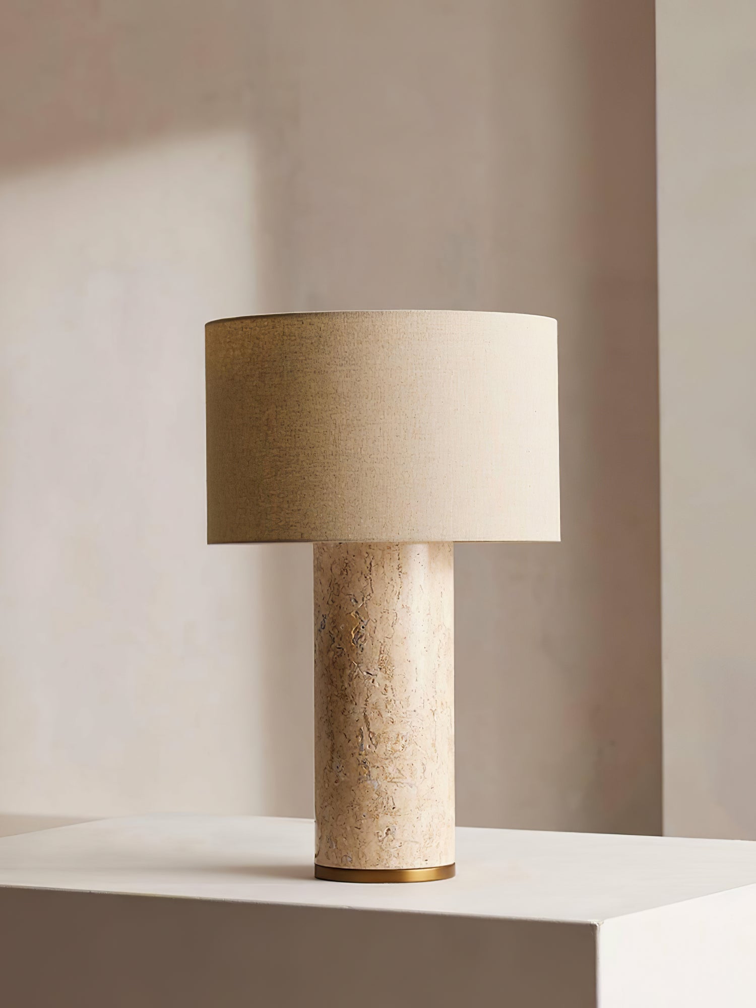 Lampe à poser moderne Hob en pierre, Travertin Vert marbre et beige