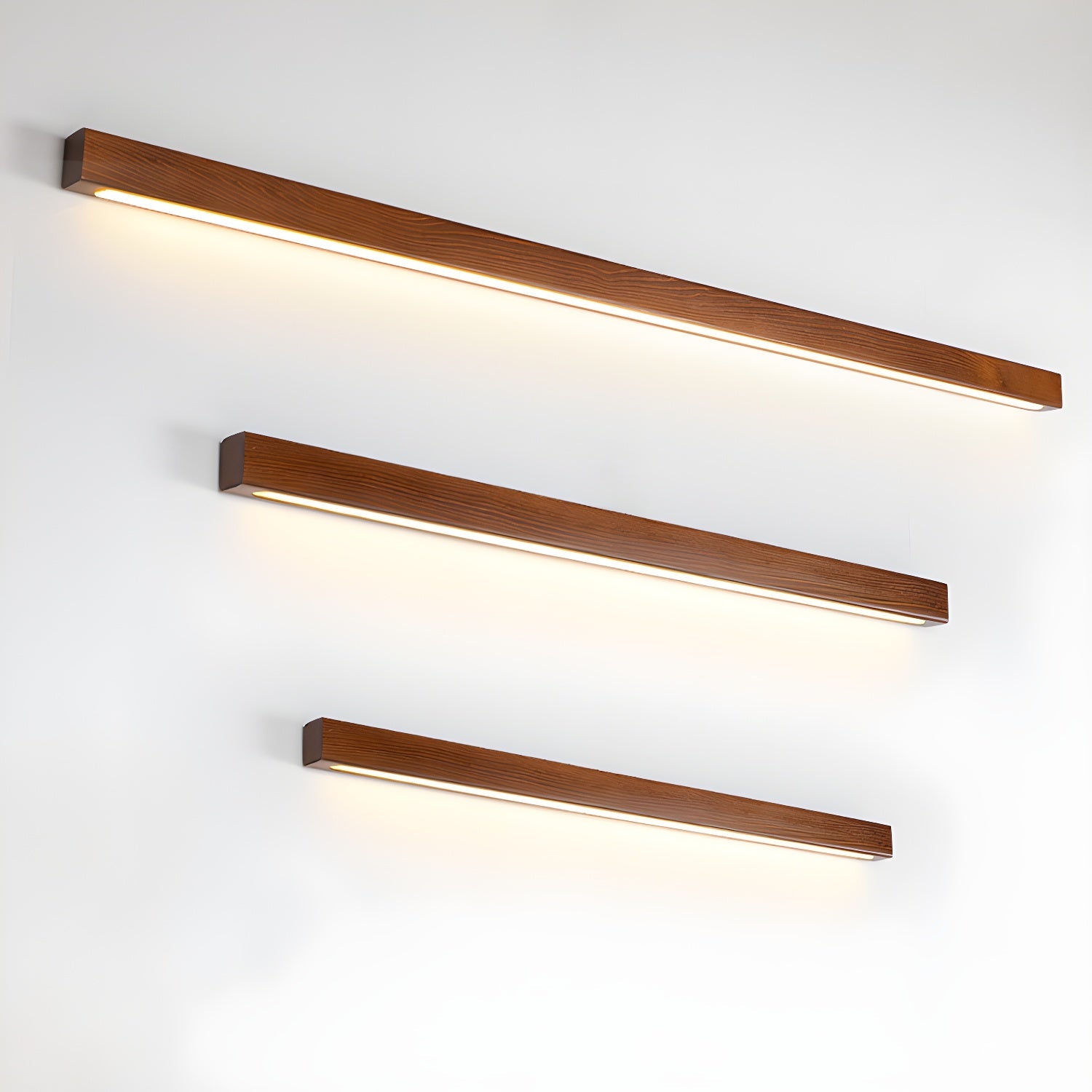 Applique murale moderne Siggi en bois Noyer