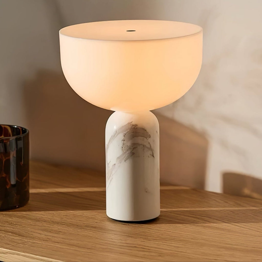 Lampe à poser moderne Lewin en Marbre Foncé rouge
