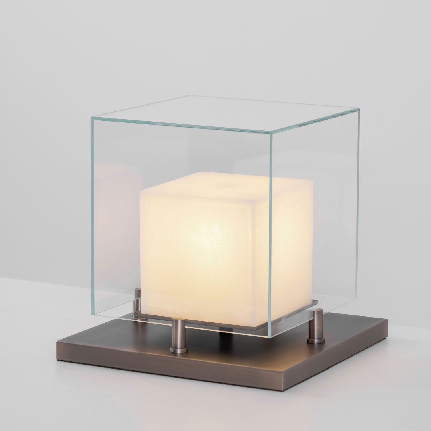 Lampe à poser moderne Creed en Albâtre Bronze et transparent et blanc