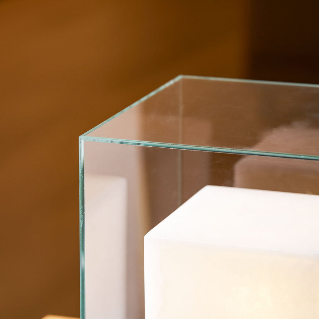 Lampe à poser moderne Creed en Albâtre Noir et transparent et blanc