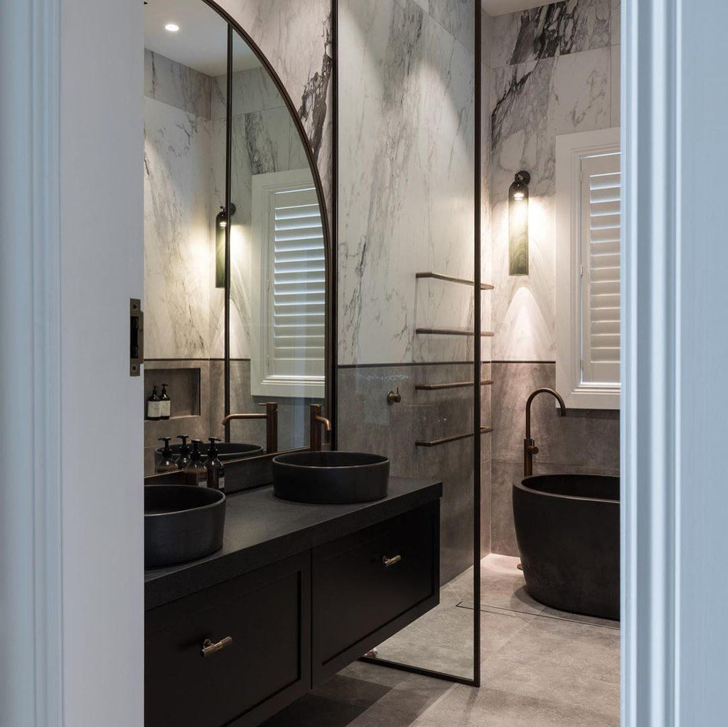 Applique murale moderne Arnvid en verre Noir