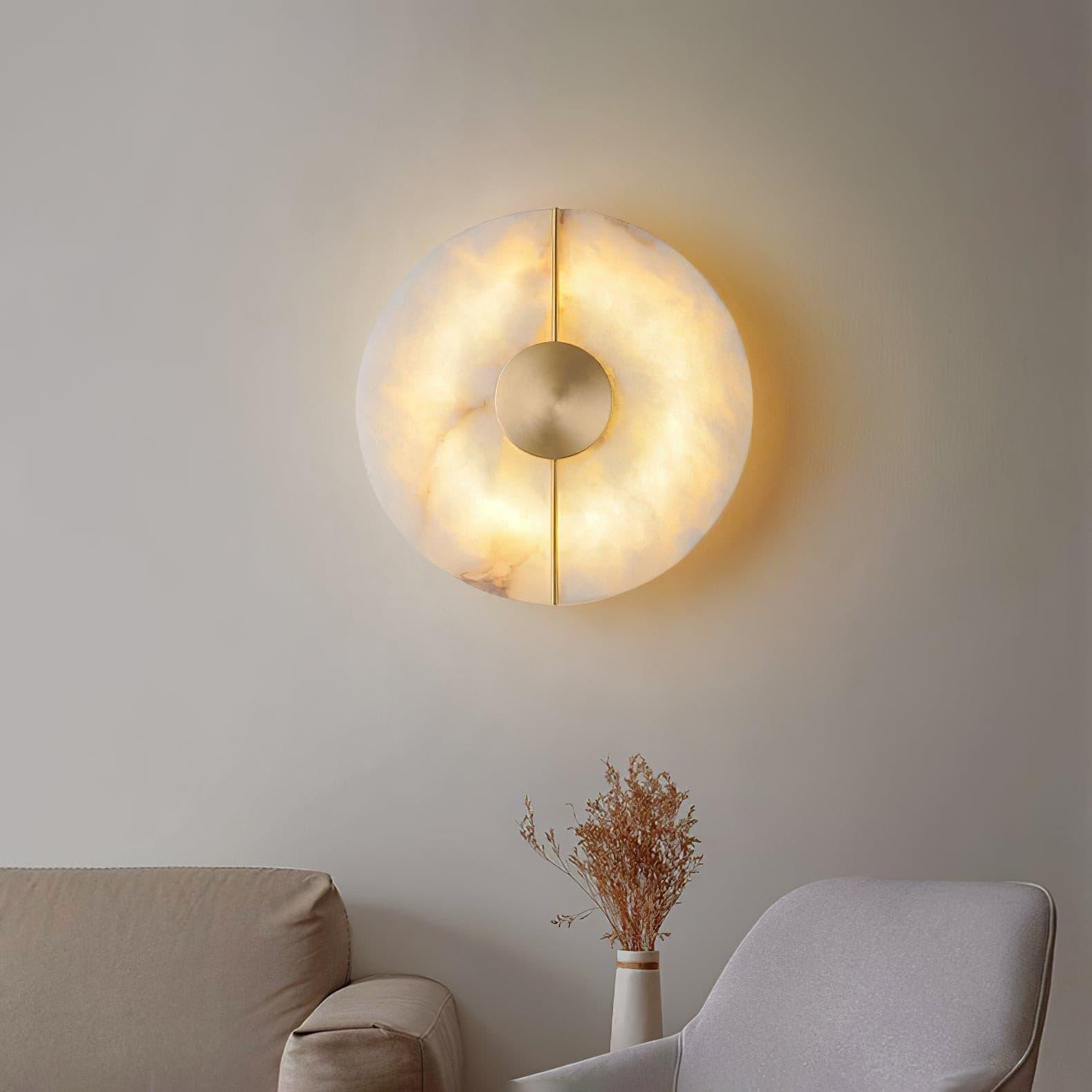 Applique murale moderne Hemsley en Albâtre Blanc et laiton