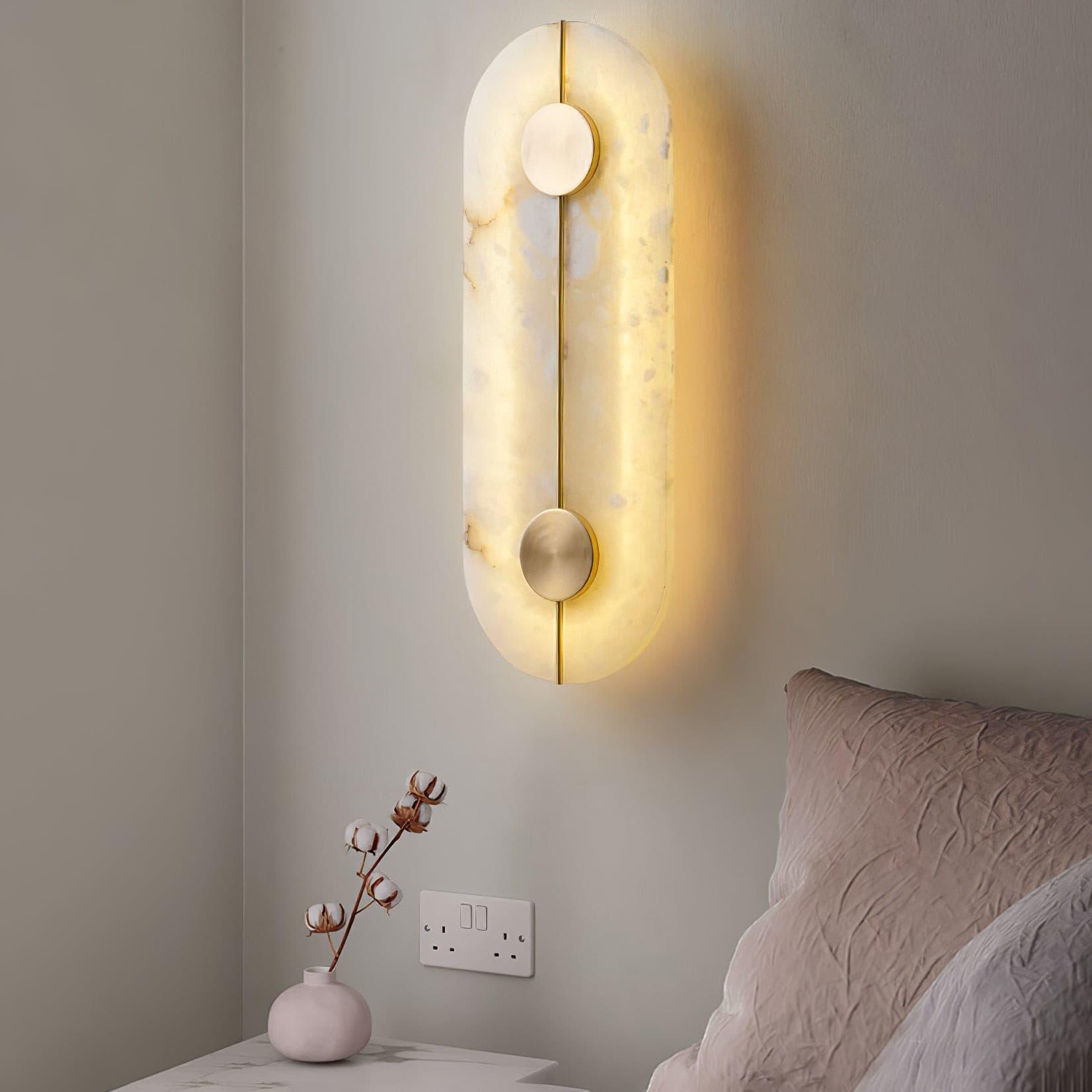 Applique murale moderne Hemsley en Albâtre Blanc et laiton