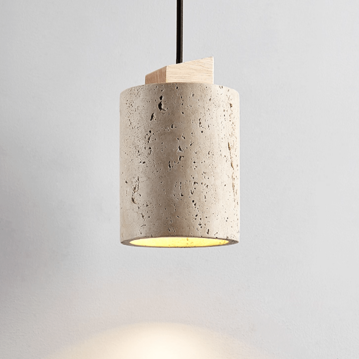 Suspension moderne Gauk en Bois et travertin jaune