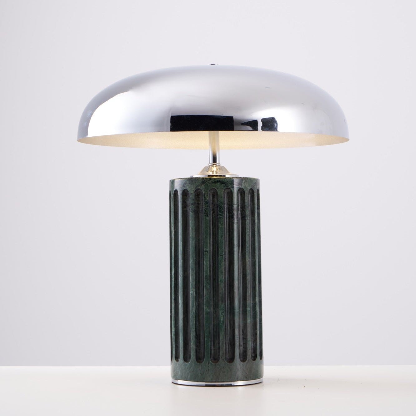 Lampe à poser moderne Wyatt en Marbre Blanc et chrome