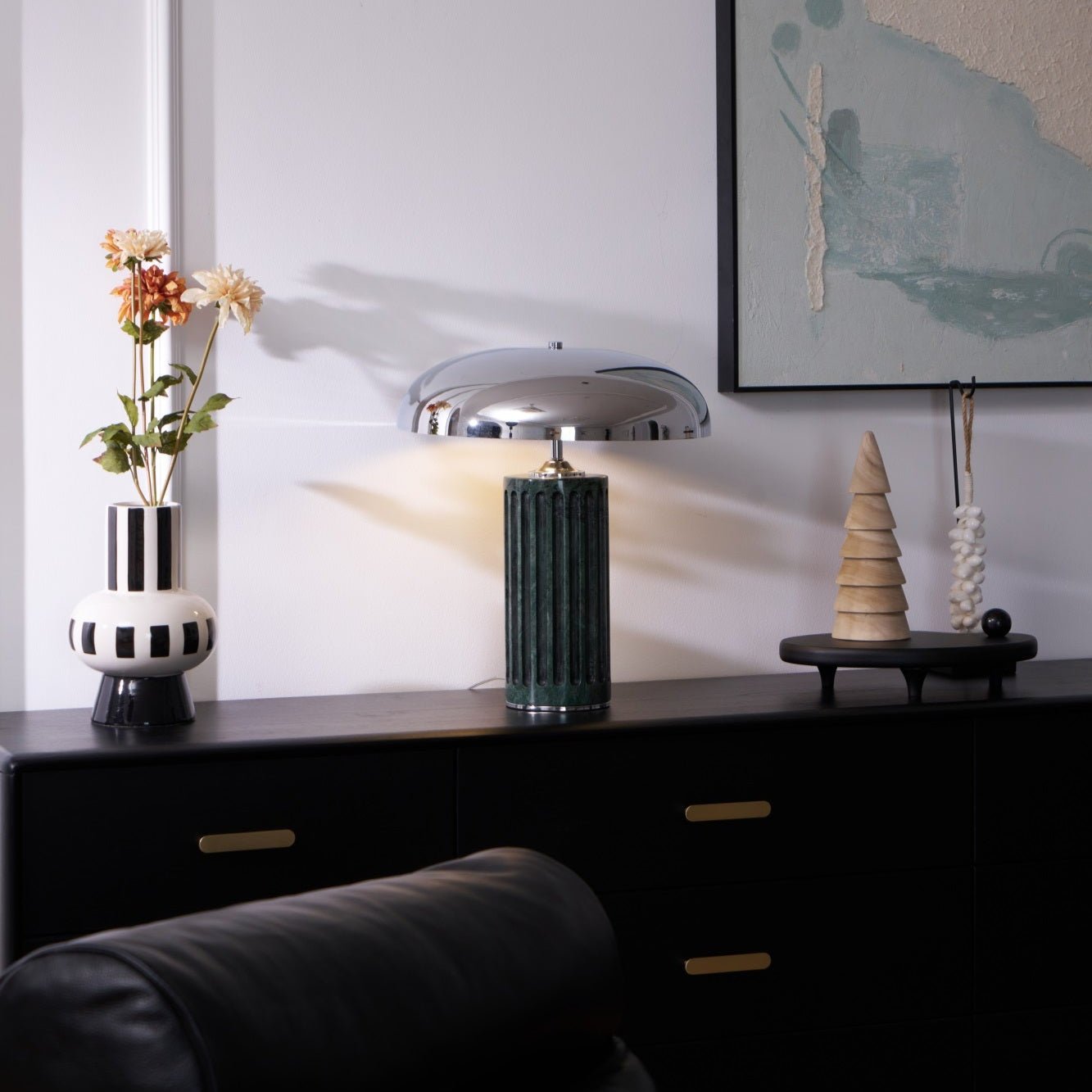 Lampe à poser moderne Wyatt en Marbre Blanc et chrome