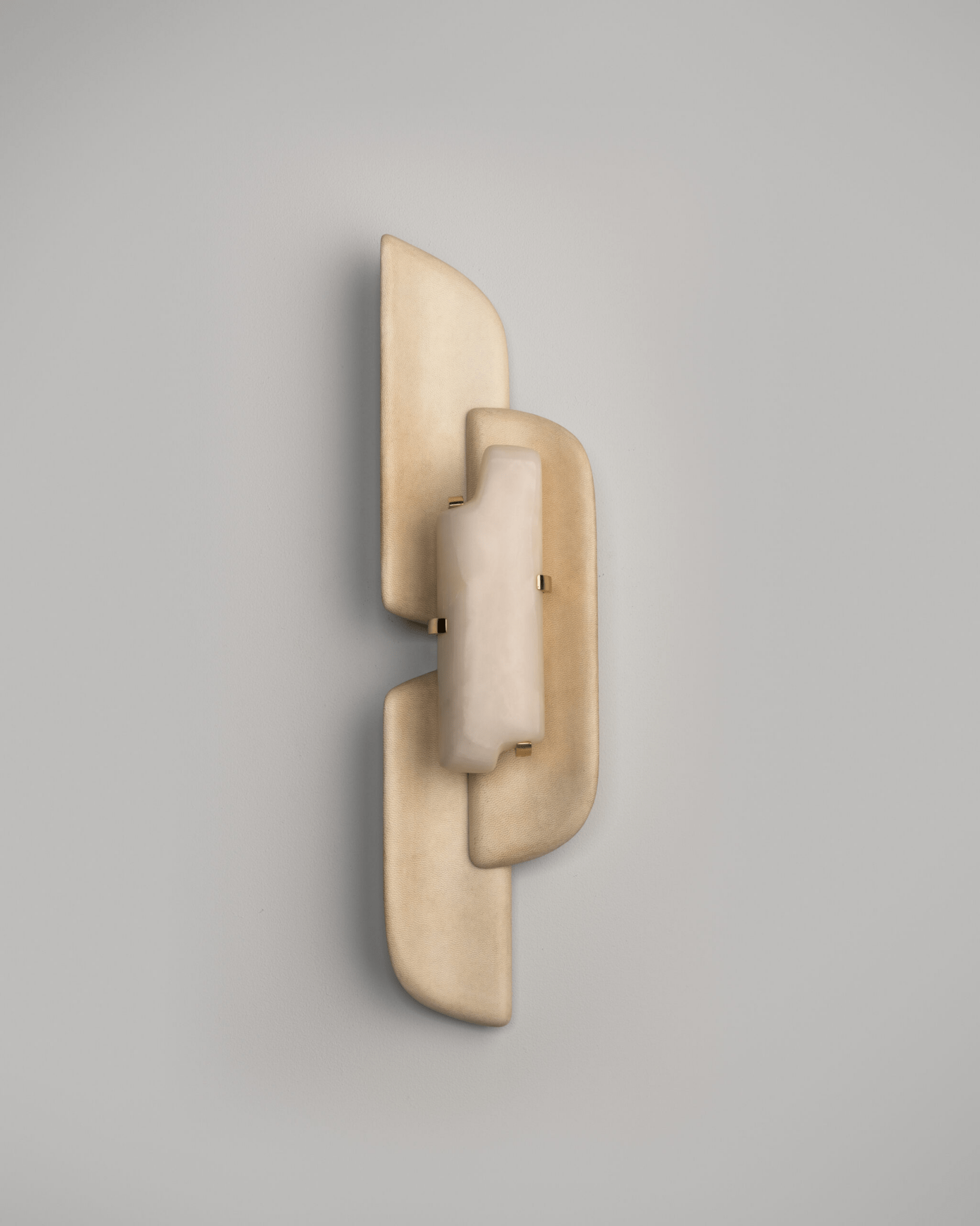 Applique murale moderne Theon en Blanc albâtre et beige