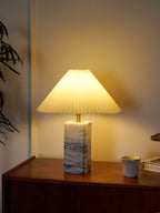 Lampe à poser moderne Devan en Blanc abat-jour et blanc marbre