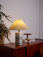 Lampe à poser moderne Devan en Blanc abat-jour et blanc marbre