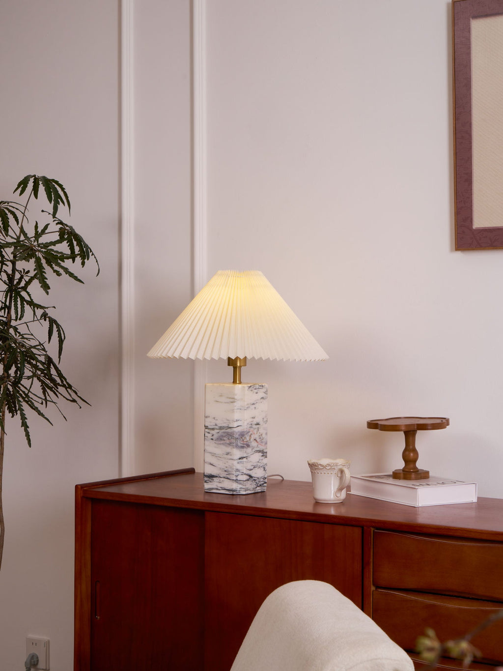 Lampe à poser moderne Devan en Blanc abat-jour et blanc marbre