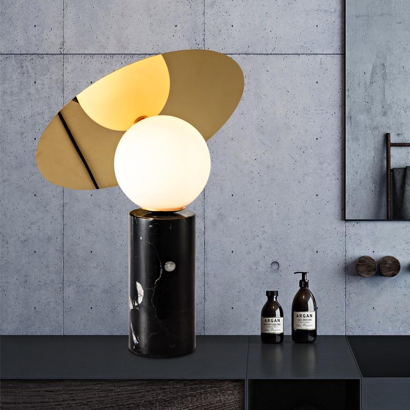 Lampe à poser moderne Demond en Doré et noir marbre