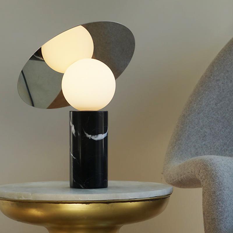 Lampe à poser moderne Demond en Doré et noir marbre
