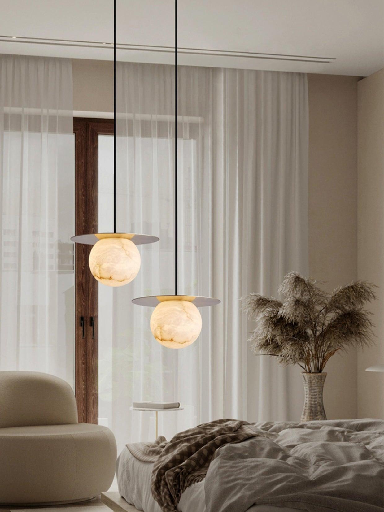 Suspension moderne Frithjof en Albâtre Laiton et blanc