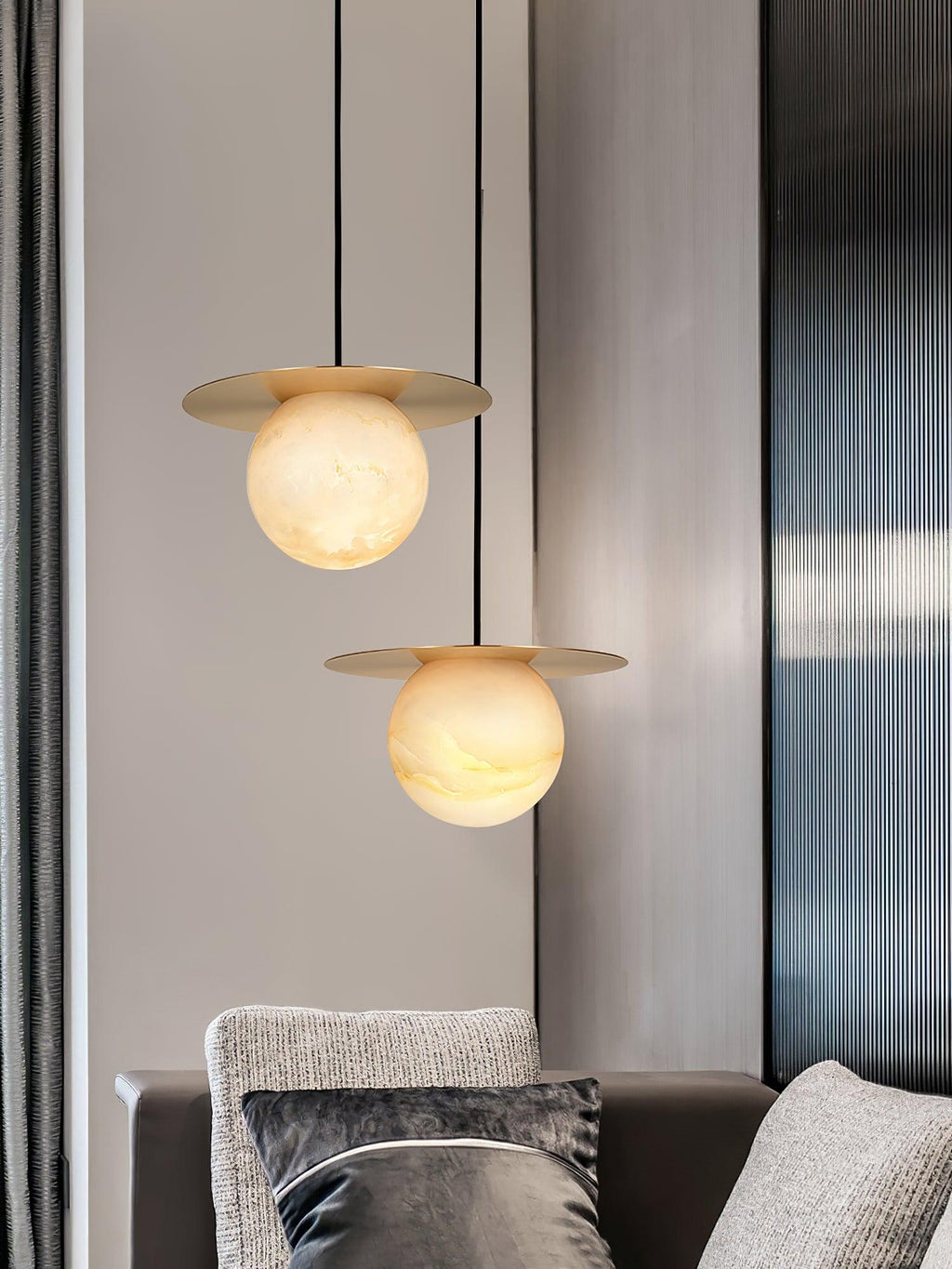 Suspension moderne Frithjof en Albâtre Laiton et blanc