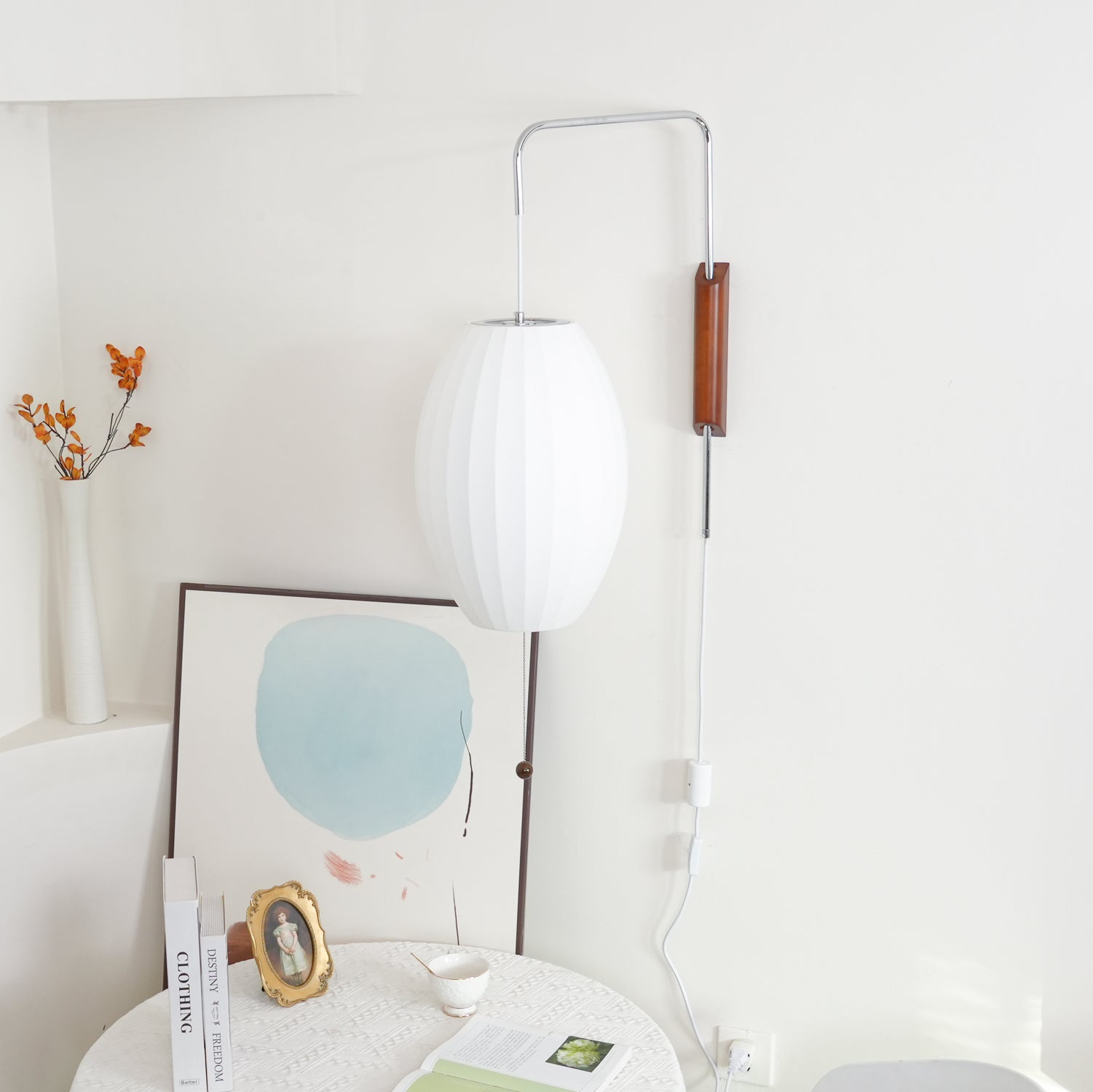 Applique murale moderne Tarjei en Polymer, Acier, Métal Blanc et noyer bois