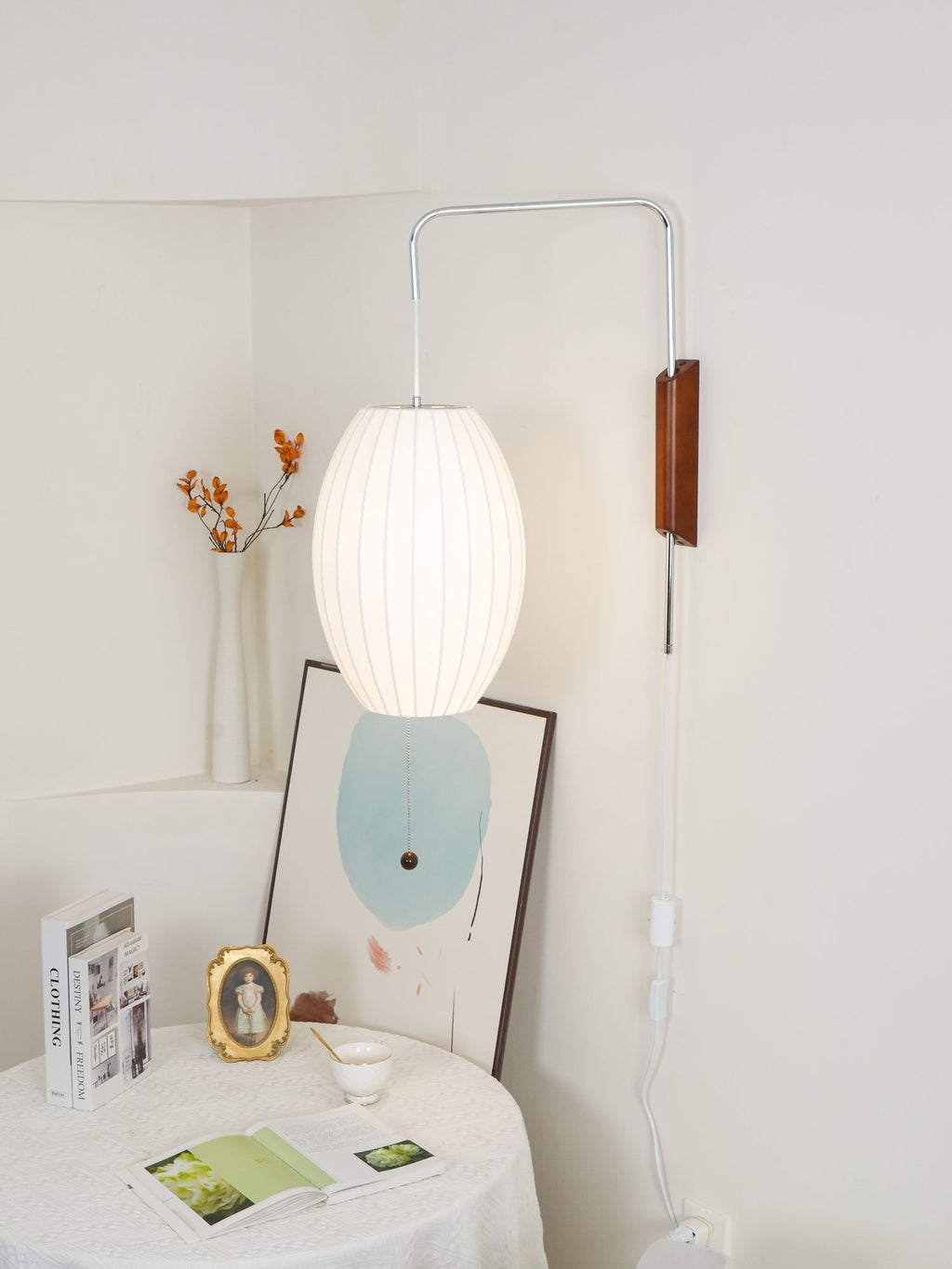 Applique murale moderne Tarjei en Polymer, Acier, Métal Blanc et noyer bois