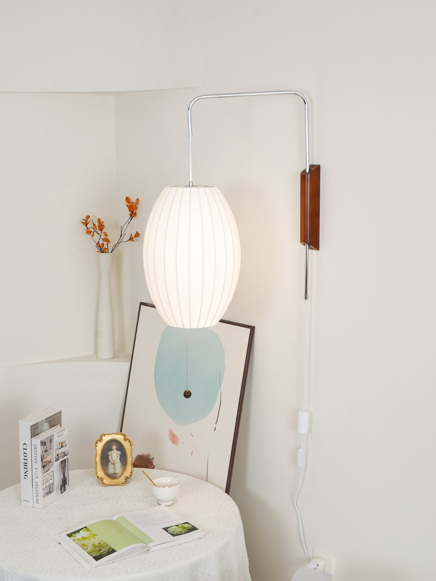 Applique murale moderne Tarjei en Polymer, Acier, Métal Blanc et noyer bois