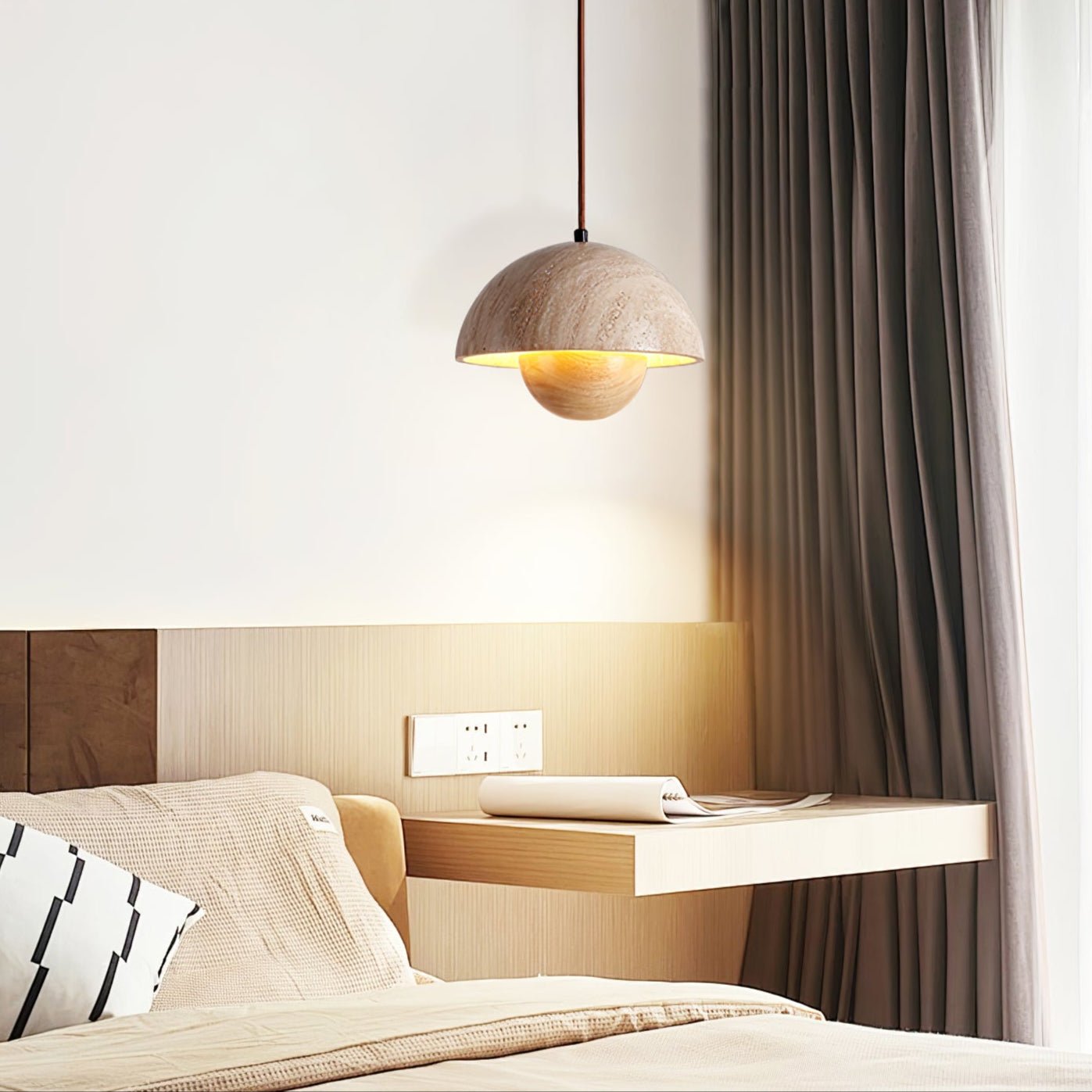 Suspension moderne Cob en Noyer et travertin jaune