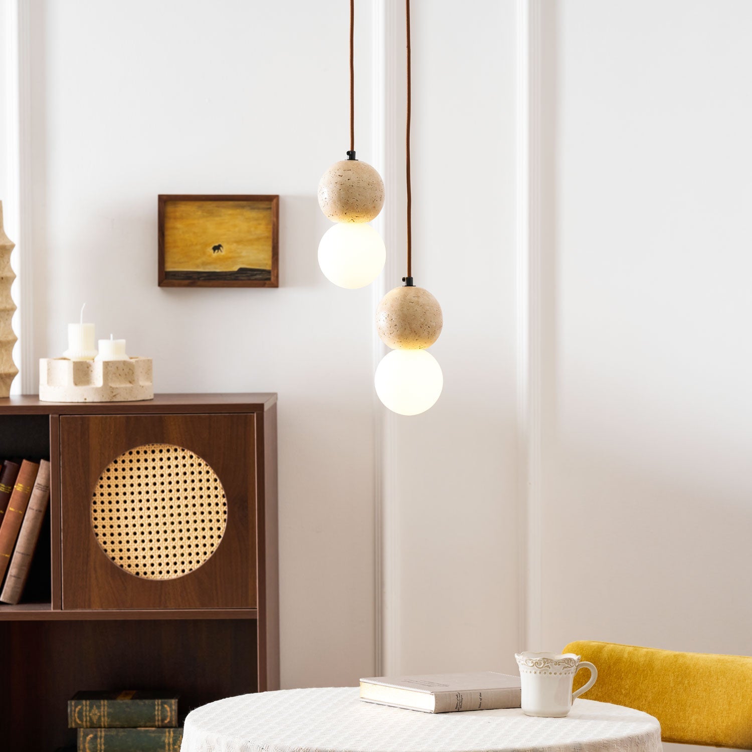 Suspension moderne Fridtjof en Travertin jaune et blanc
