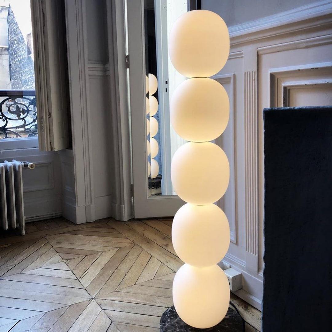 Lampadaire moderne Rodmar en Noir marbre Blanc
