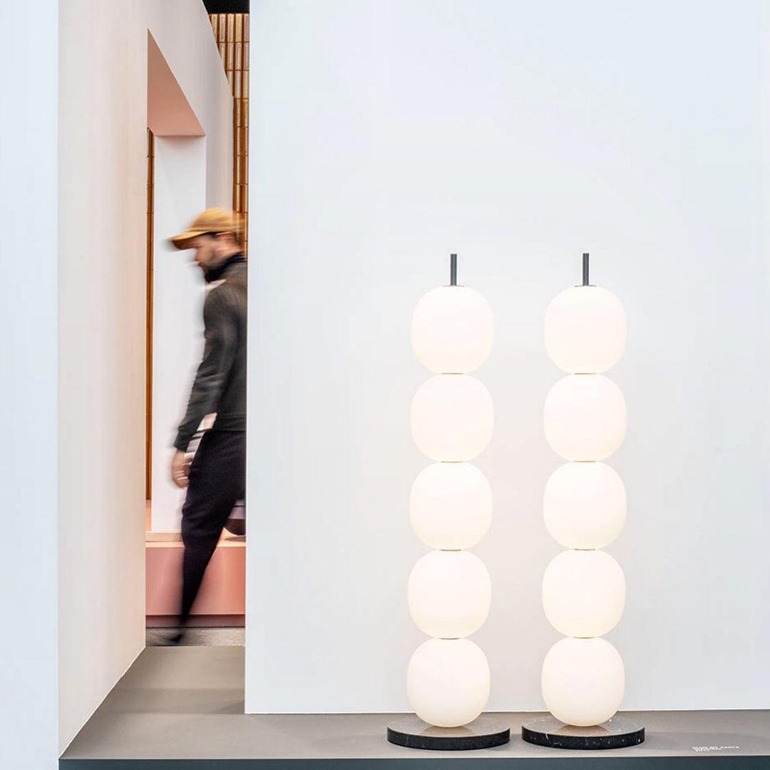 Lampadaire moderne Rodmar en Noir marbre Blanc