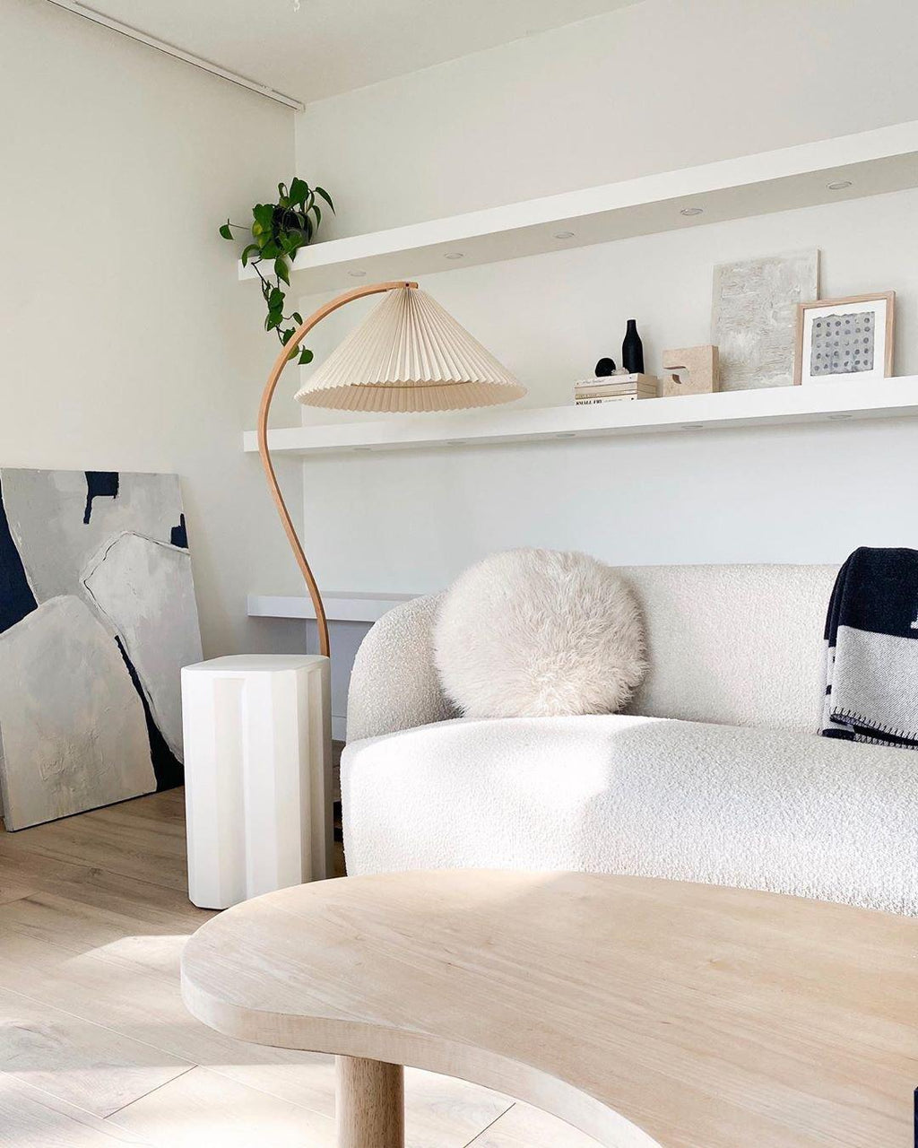 Lampadaire moderne Etan en Métal, Lin Hêtre bois et beige