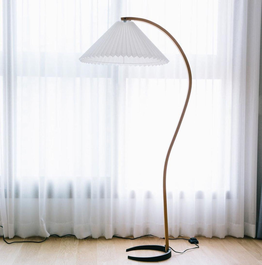 Lampadaire moderne Etan en Métal, Lin Hêtre bois et beige