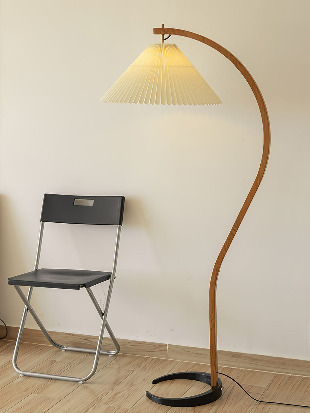Lampadaire moderne Etan en Métal, Lin Hêtre bois et café