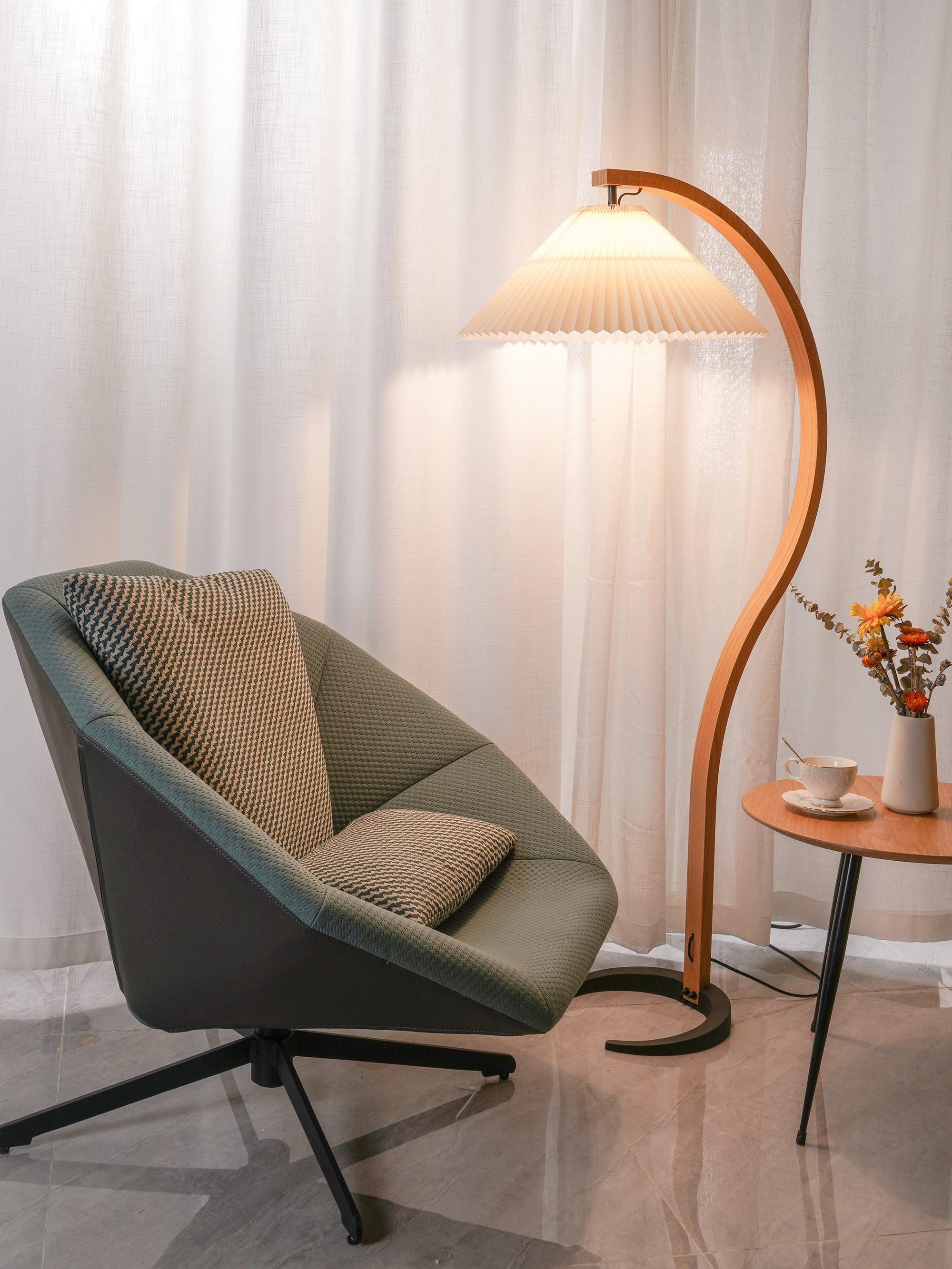 Lampadaire moderne Etan en Métal, Lin Hêtre bois et beige