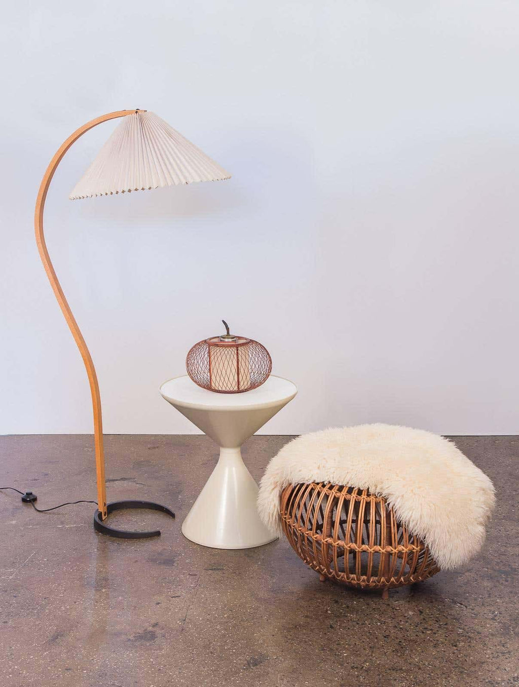 Lampadaire moderne Etan en Métal, Lin Hêtre bois et beige