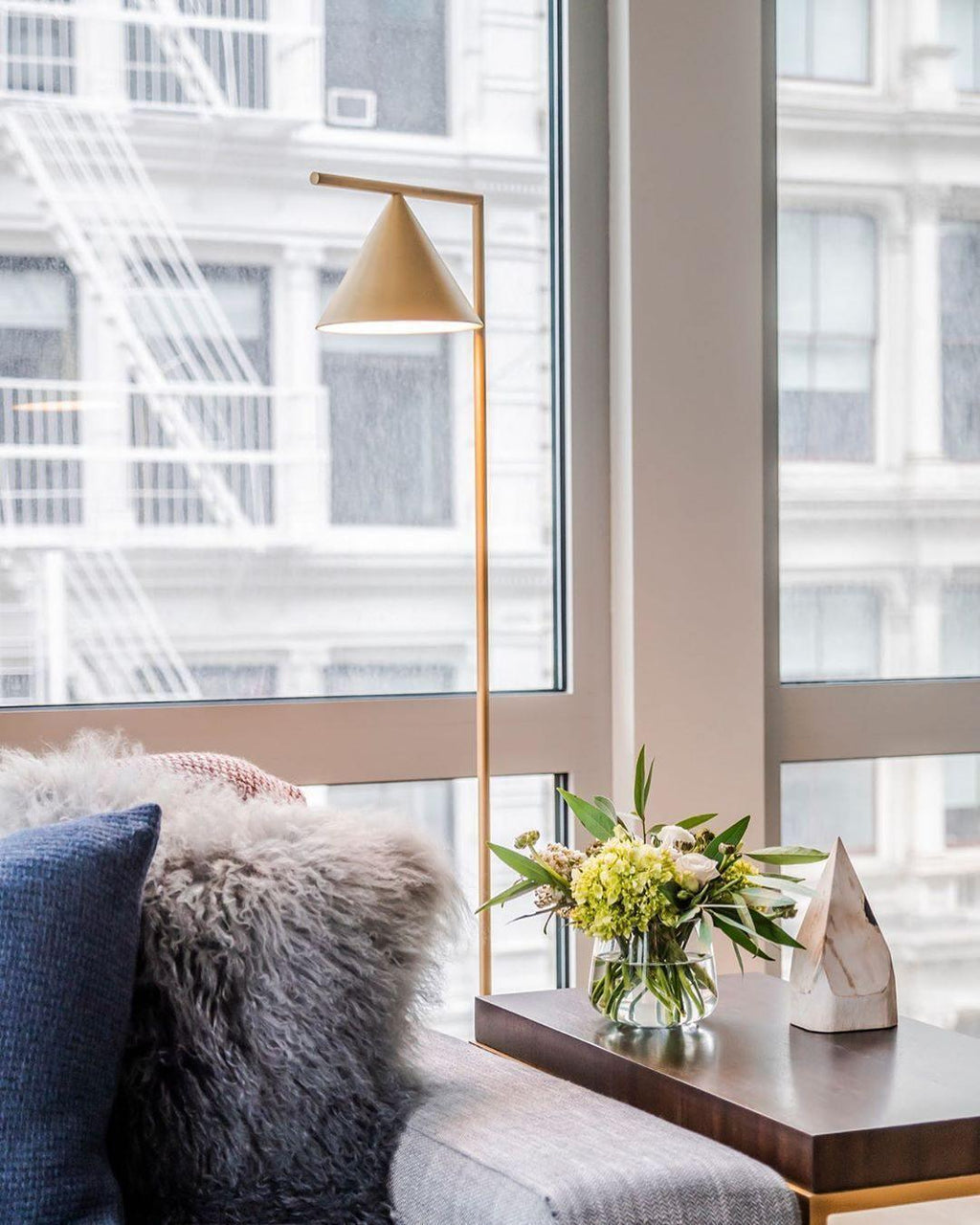 Lampadaire moderne Tuomas en Marbre Cuivre