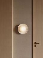 Applique murale moderne Quinn en Travertin Blanc marbre
