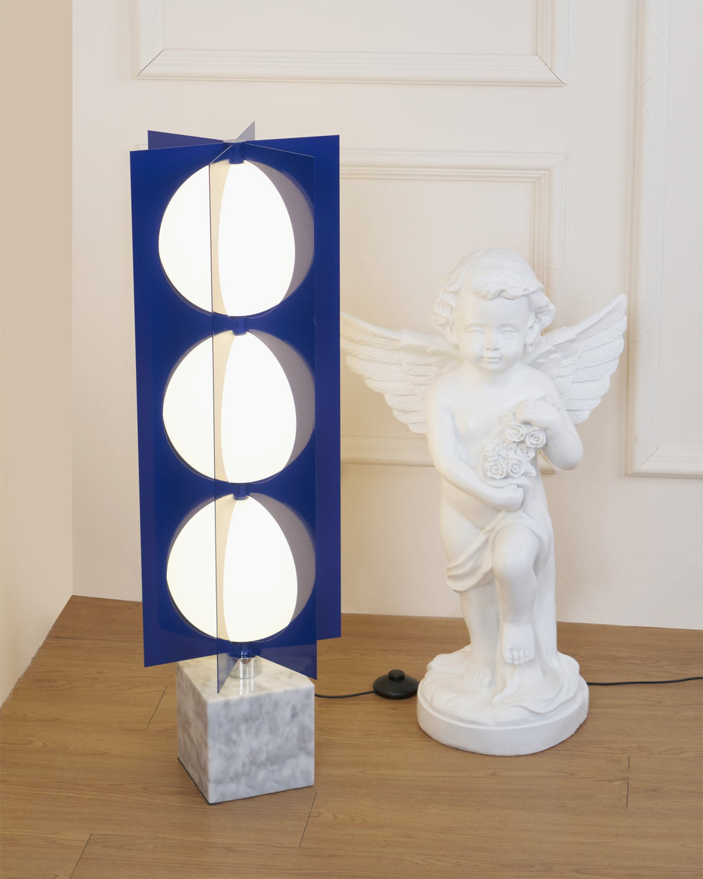 Lampadaire moderne Ruben en Marbre Bleu et blanc