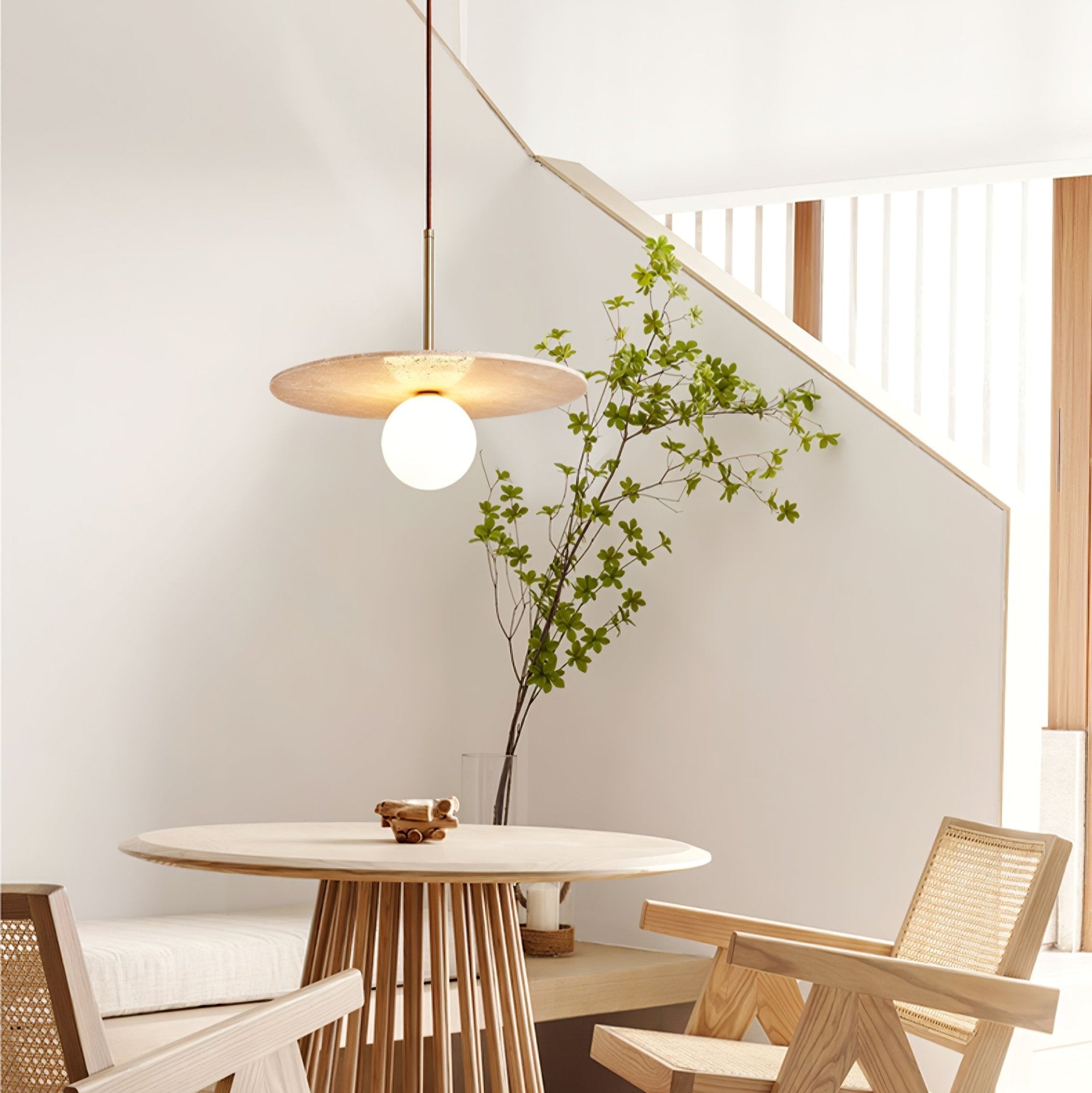 Suspension moderne Searle en Travertin jaune