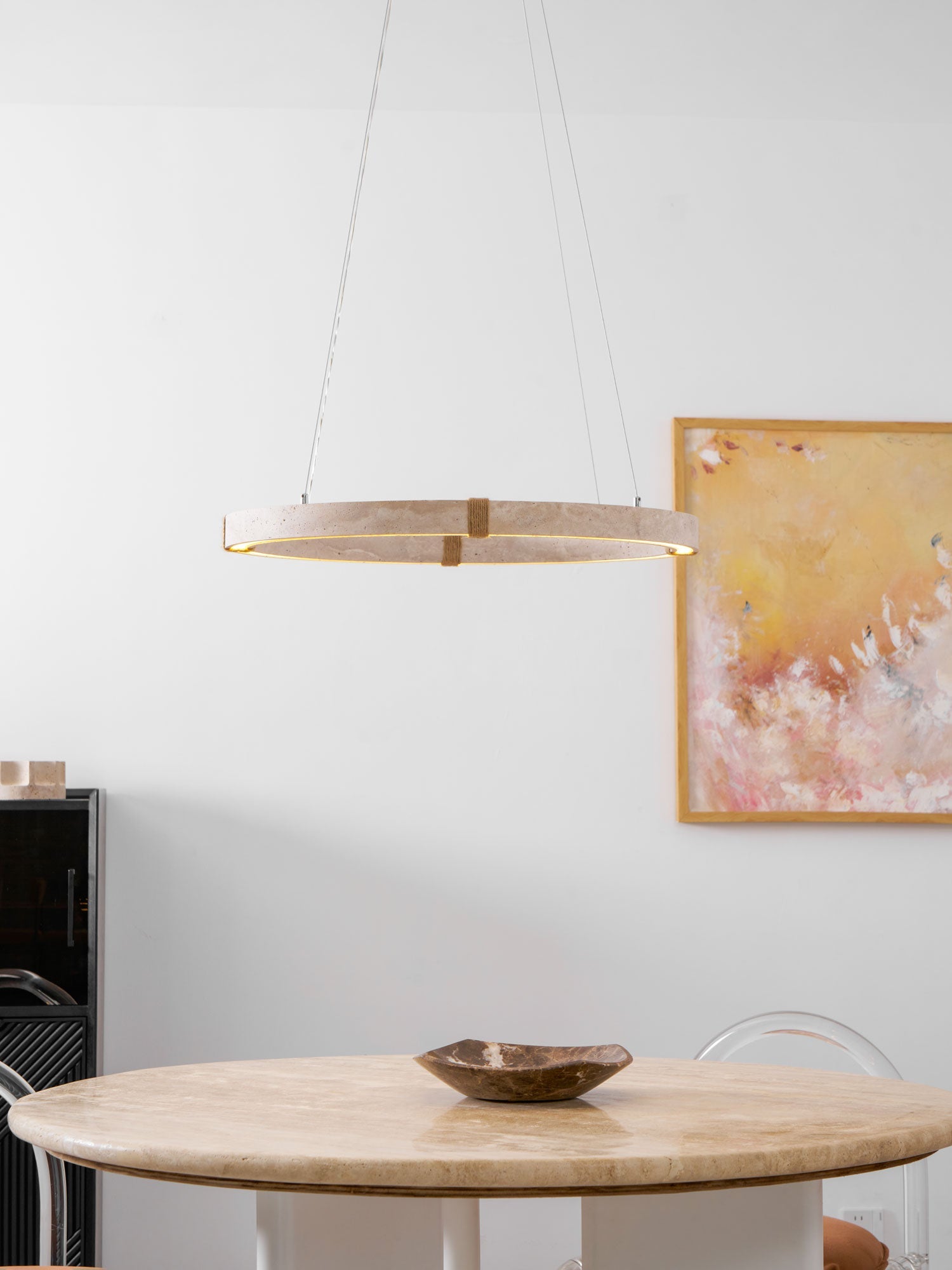 Suspension moderne Ronan en Travertin jaune