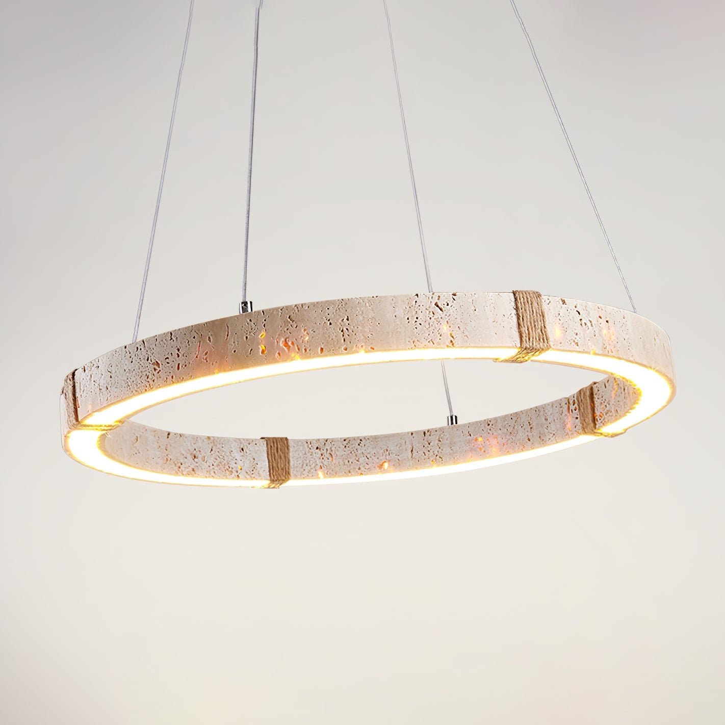 Suspension moderne Ronan en Travertin jaune
